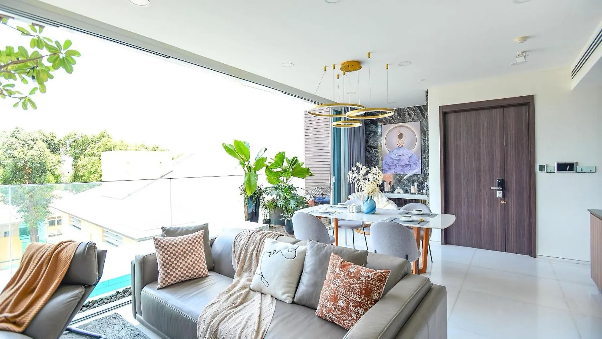 Sky Villas With Private Pool Ho Chi Minh City 0*,